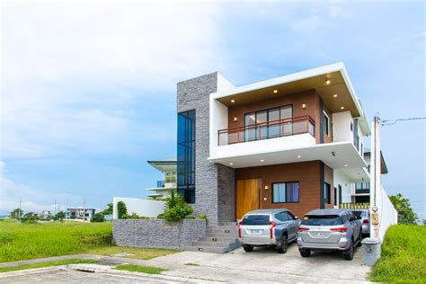 FOR SALE: House in NUVALI .